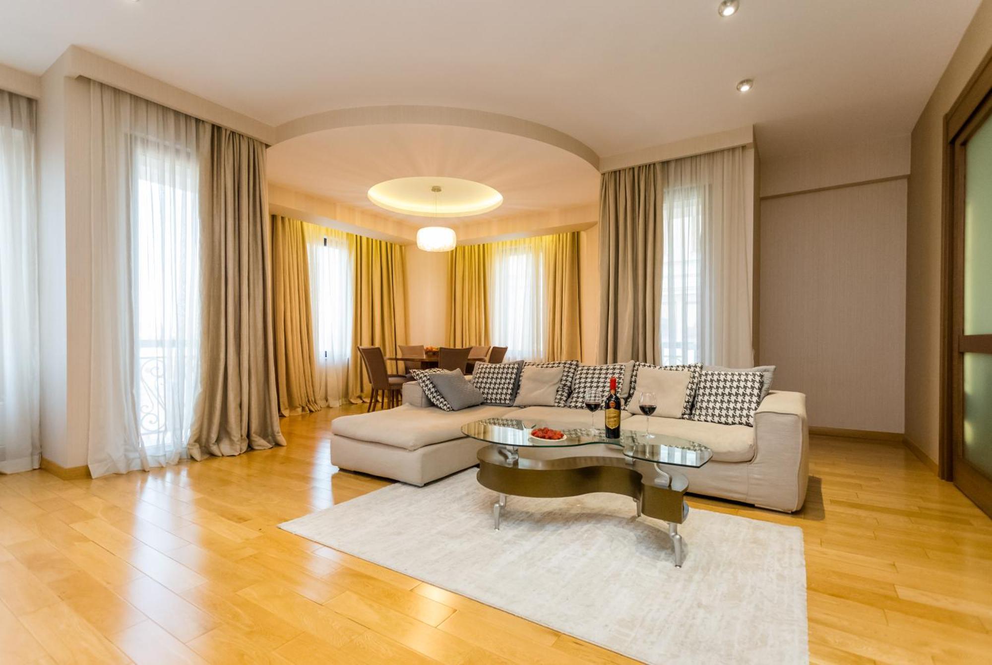 The Grand Apartment Lll Tbiliszi Kültér fotó